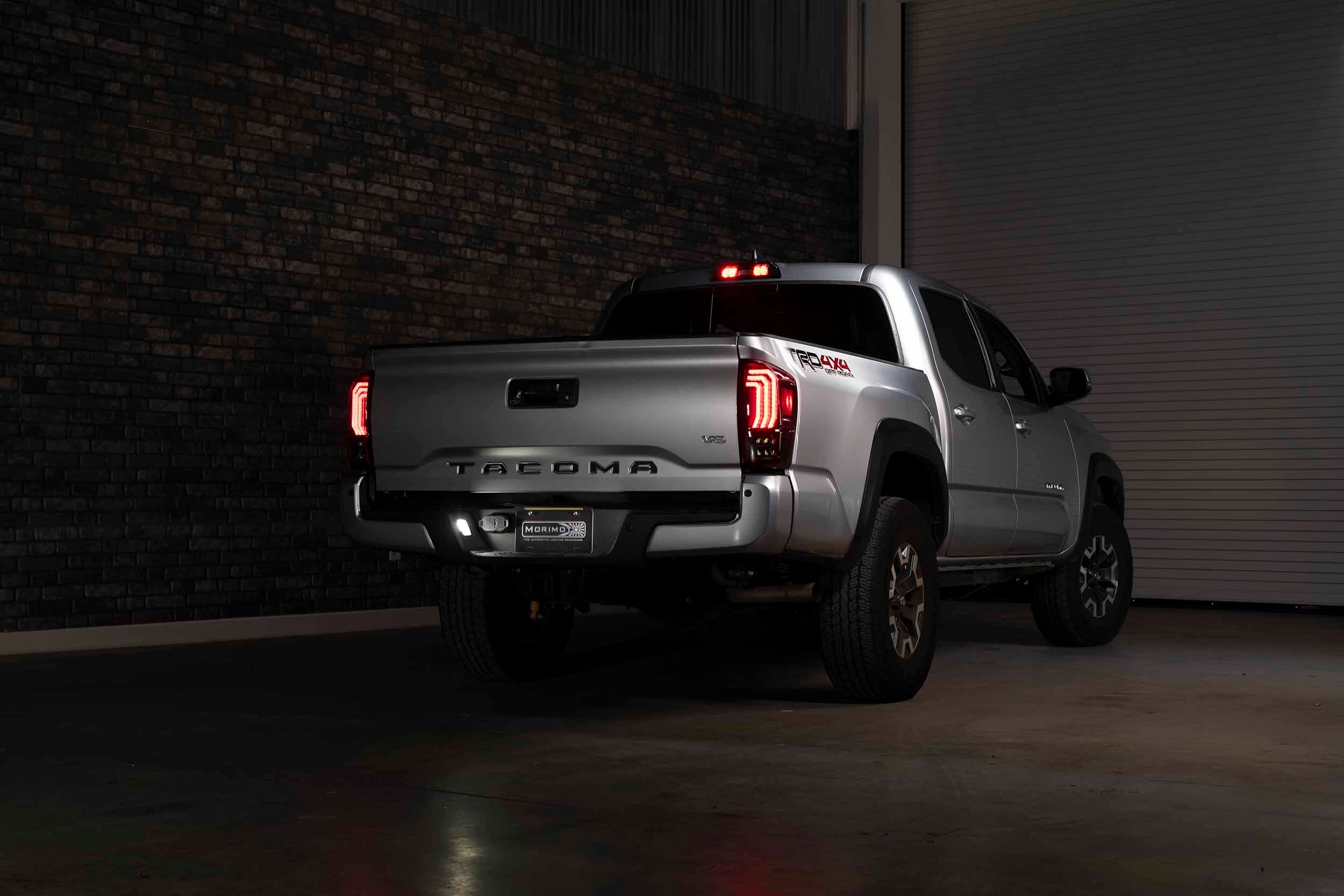 ☆タコマ 16-23 Morimoto 3rdブレーキライト モリモト Toyota Tacoma (16-23) Morimoto LED Third Brake Light Upgrade